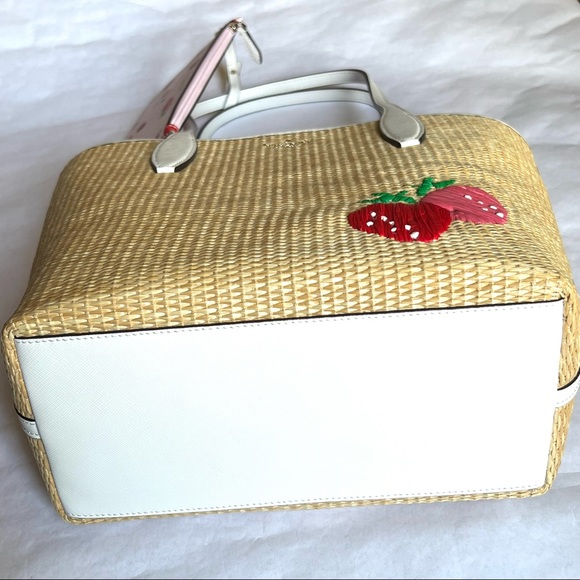 Kate Spade Picnic in the Park Small Tote Bag in Natural - Picture 5 of 16